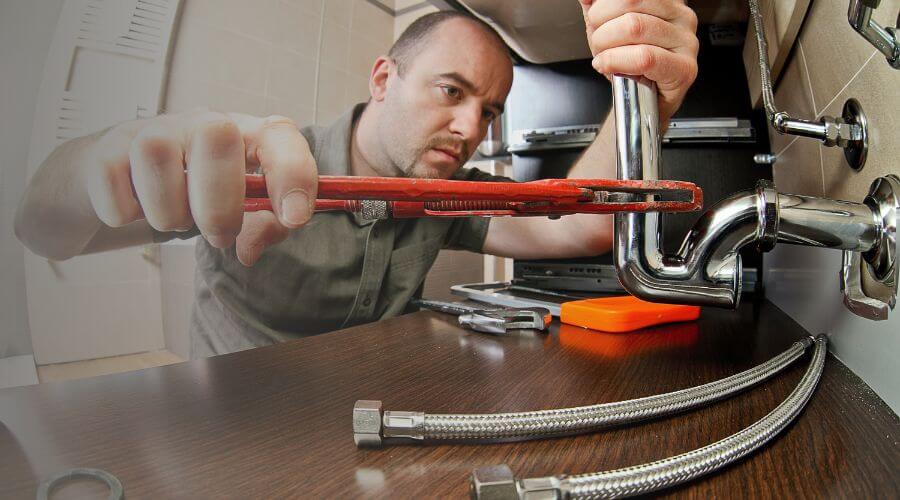 Expert burst pipe repair services in Euclid, MN